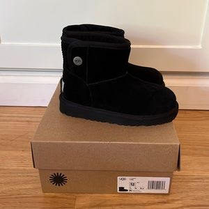 Ugg Jona Boot- Girls size 12